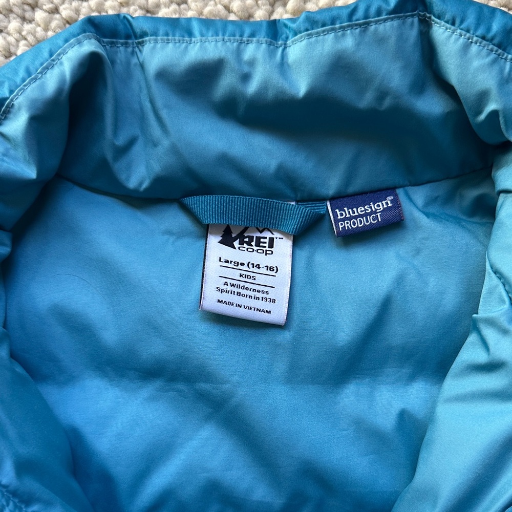 REI Blue Kids' Jacket - Picture 2 of 3